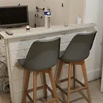 Daire Duplex F2 Confort Proche Centre Avec Parking Gratuit Montluçon
