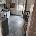 Duplex F2 Confort Proche Centre Avec Parking Gratuit Daire Montluçon