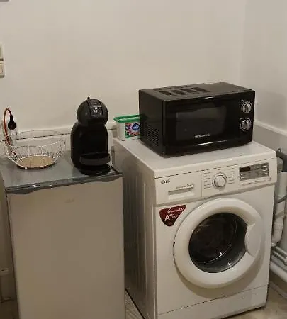 Apartament Duplex F2 Confort Proche Centre Avec Parking Gratuit Montluçon