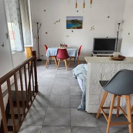 Apartament Duplex F2 Confort Proche Centre Avec Parking Gratuit